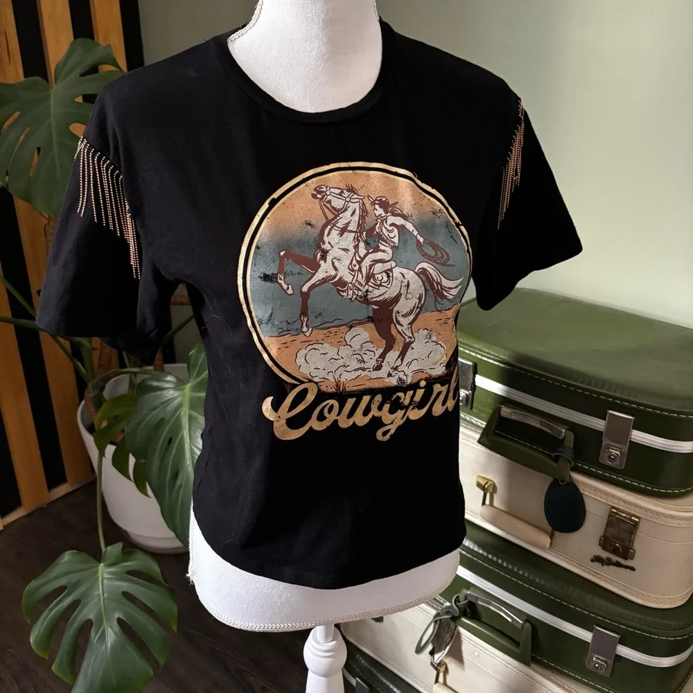 Organic Generation Cowgirl Tassel Sleeve Graphic Black Crop T-Shirt - Picture 8 of 12